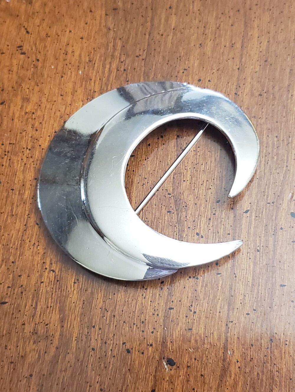 Vintage SARAH COVENTRY 1960s Crescent Moon Silver-tone Brooch Pin